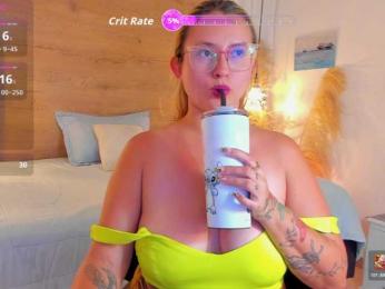 heeidi webcam bongacams model stream image