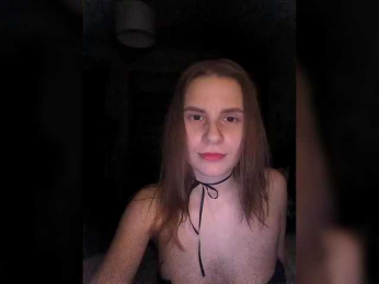 me-la-nia19 webcam model stream image