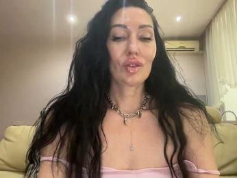 KorolevaQween000 webcam model stream image