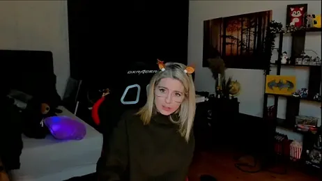 Lisaonthemoon webcam model stream image