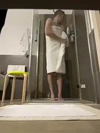 levetiracetam webcam model stream image