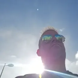 Trucker_Hunter webcam model stream image