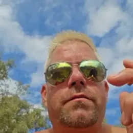 Trucker_Hunter webcam model stream image