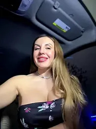 MilfNextDoor20 webcam model stream image