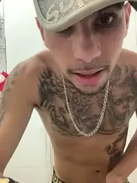 dovapo777 webcam stripchat model stream image