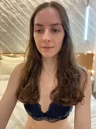 EmilyLinden webcam model stream image