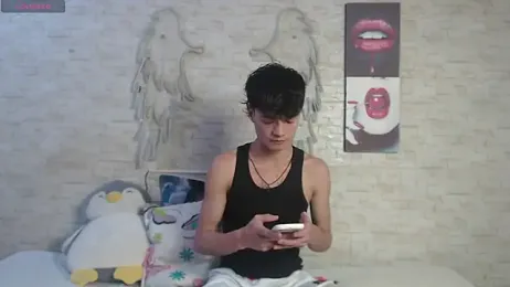 axel_milo_kairo_and_noa webcam model stream image