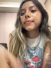 MissBecka_ webcam model stream image