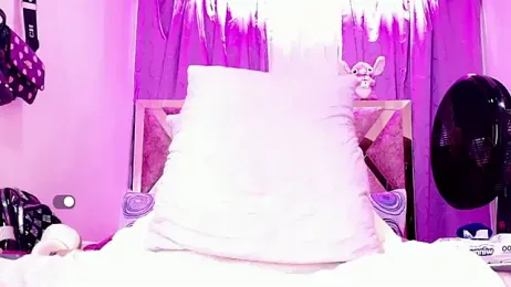 Doll_IvannaTs webcam stripchat model stream image
