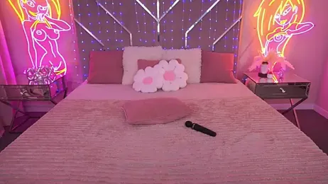 JuicyRina webcam model stream image