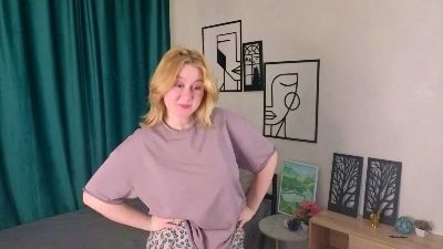 ErminiaRossen webcam model stream image