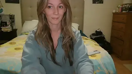 Heyitsmee33 webcam stripchat model stream image