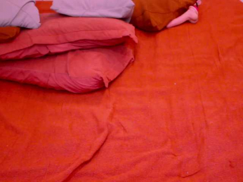 MiaCouple webcam model stream image