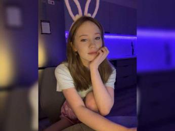 RabbyCute webcam model stream image