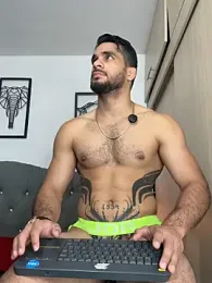 Maximiliano_ford webcam stripchat model stream image