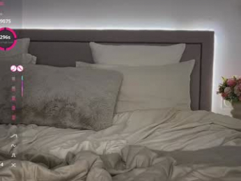 french_riv1era webcam model stream image