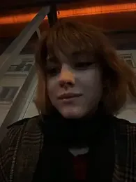 Only_April webcam model stream image