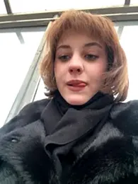 Only_April webcam model stream image