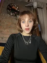 Only_April webcam stripchat model stream image