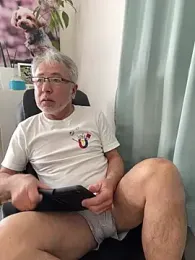 gholly2007 webcam stripchat model stream image