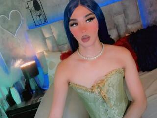 Aliz Free webcam model stream image