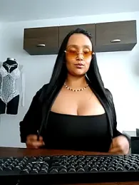 Esmeralda333 webcam stripchat model stream image