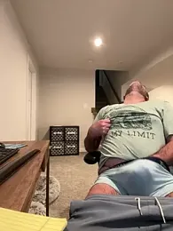 Vic_N_Adam webcam model stream image