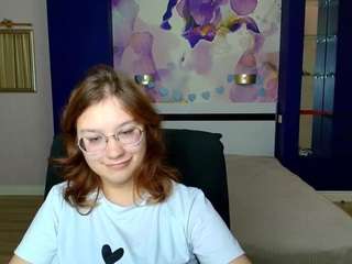 angelinalow webcam camsoda model stream image