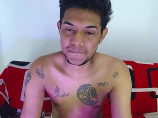 Emiliano Hott webcam model stream image