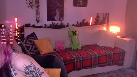 Lollyshy webcam model stream image