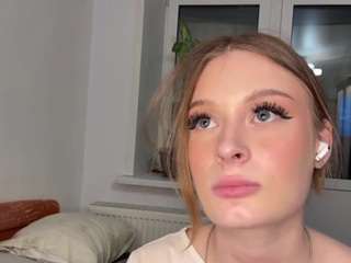 sixtafee webcam camsoda model stream image