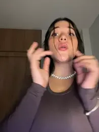 Nhefertary webcam model stream image