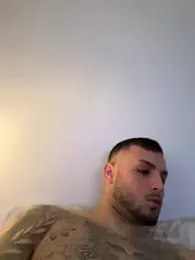 Roosen_1998 webcam model stream image