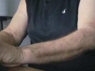 leosanders webcam model stream image