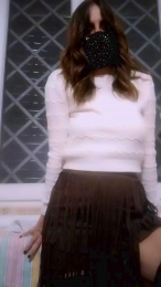 Akemy_room webcam model stream image