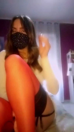 Akemy_room webcam model stream image