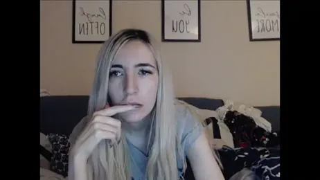 BarbieBlondieGirl webcam model stream image