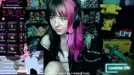 CutieTracer webcam stripchat model stream image