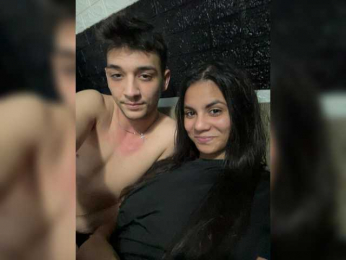 Xlovera webcam model stream image