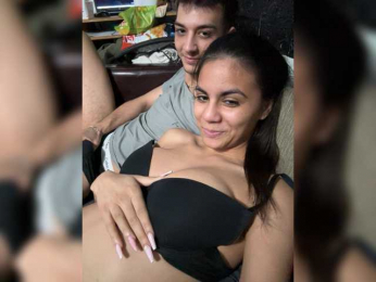 Xlovera webcam model stream image