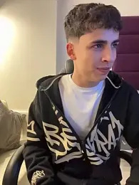 AdrianRinaldi webcam model stream image