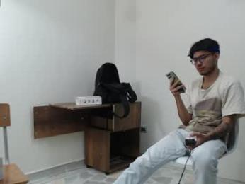 holy_sin webcam model stream image