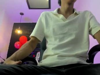 holy_sin webcam model stream image