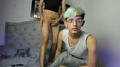 forbidden_kisses webcam model stream image