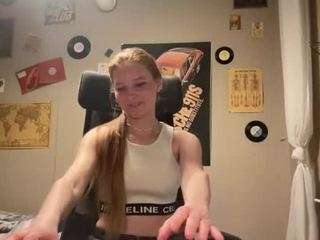 kyleeleash webcam camsoda model stream image