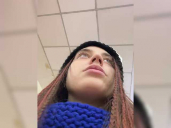 FunnyBanny0312 webcam model stream image