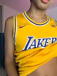 Leonarrrd_01 webcam stripchat model stream image