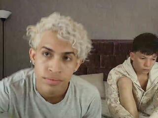The Golden Boys webcam model stream image