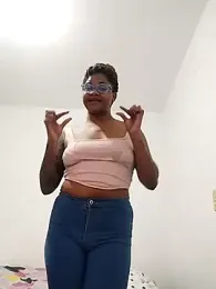 ZahraRose webcam model stream image