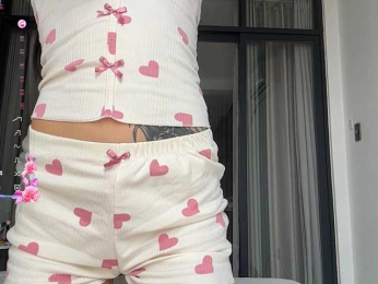 Viola_Bird webcam model stream image